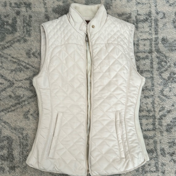 Zara Jackets & Blazers - NWOT ZARA VEST OFF WHITE IVORY XS